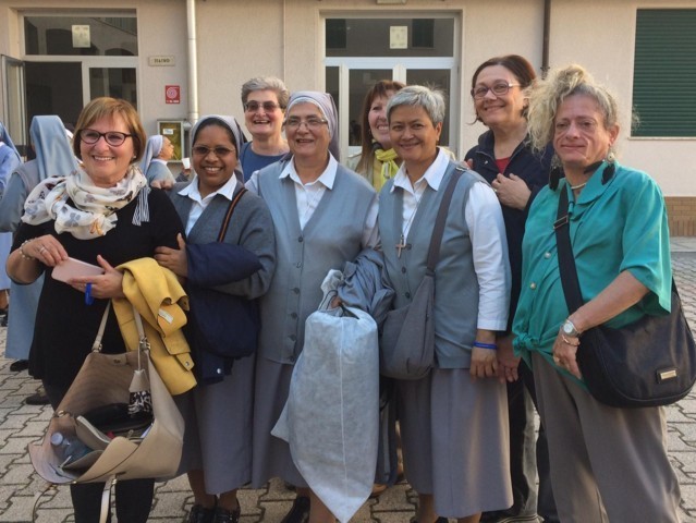 At the Mother House (Lugo) with some castellans who participated in the Eucharistic celebration of thanksgiving for the Founder's Venerability at the Collegiate Church of Lugo on June 1, 2019.